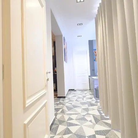 Nolea Boutique 5* Velipojë