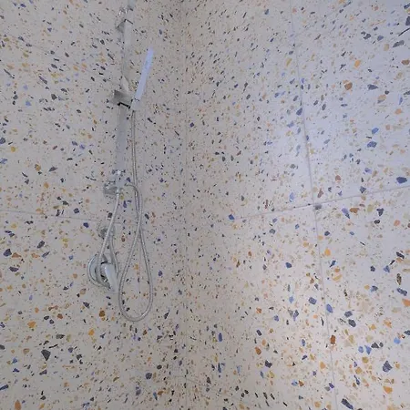 Nolea Boutique فندق Velipojë