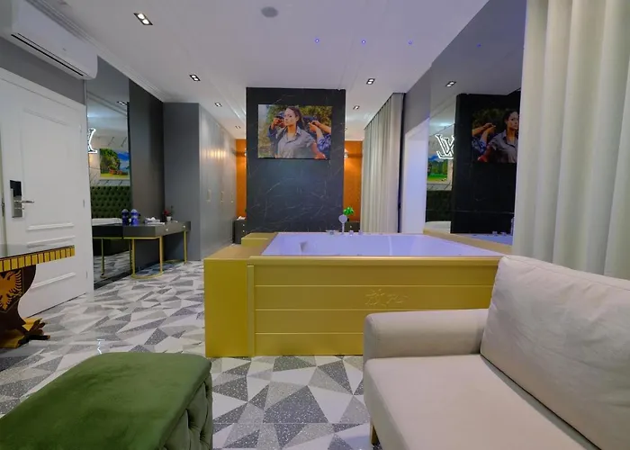 Nolea Boutique 5* Velipojë